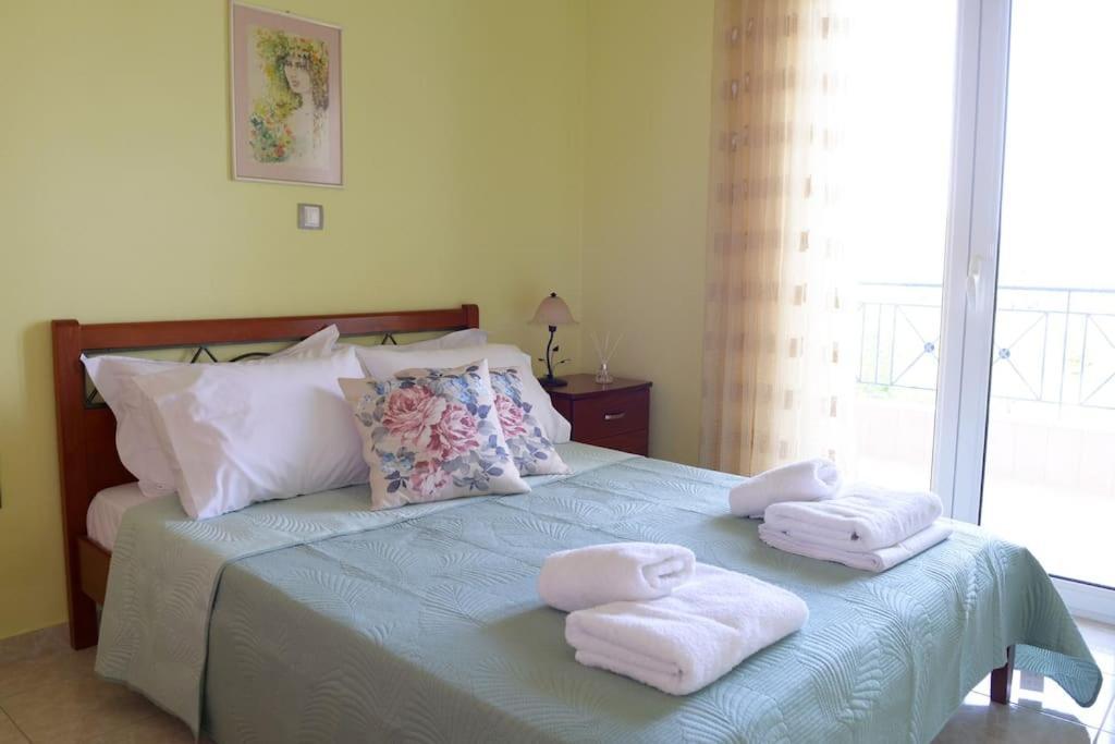 Simos' Sea View House Villa Nikopolis Buitenkant foto